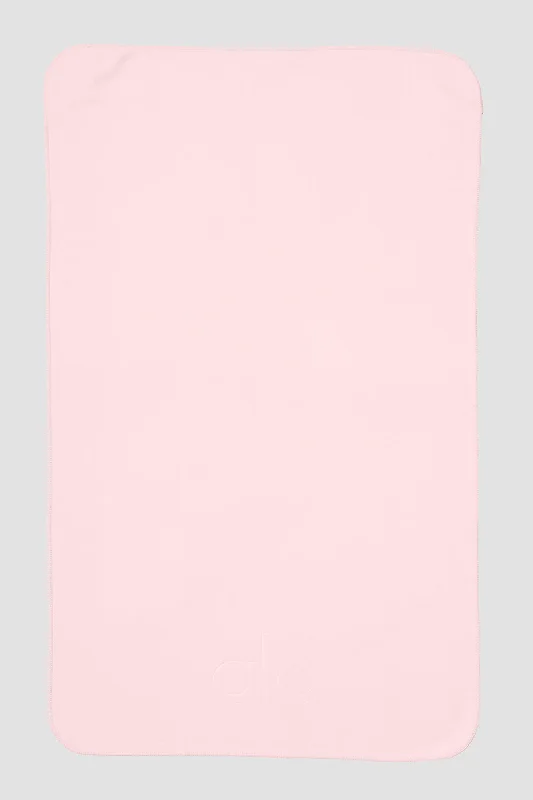 Performance No Sweat Hand Towel - Powder Pink