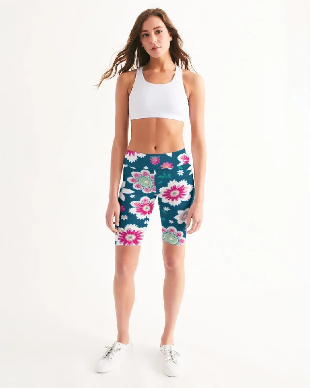 Beautiful floral pattern Women's All-Over Print Mid-Rise Bike Shorts