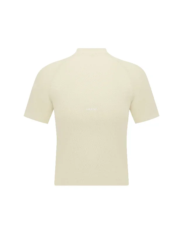 sl-seamless-high-neck-tee-butter