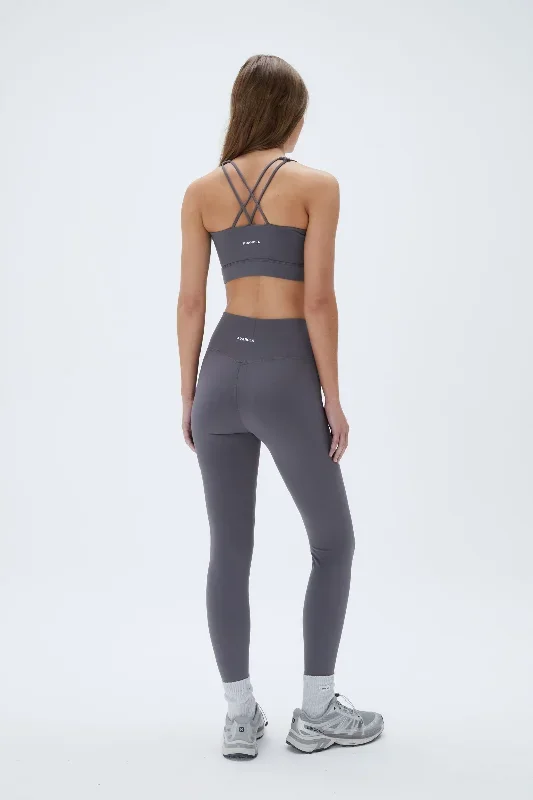 ultimate-leggings-dark-grey